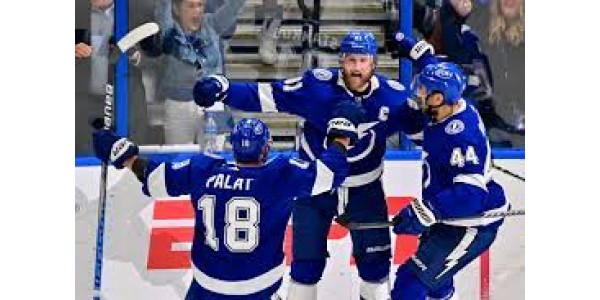 Tampa Bay Lightning voitti Colorado Avalanchen 6-2 Tampa Bay Lightning voitti Colorado Avalanchen 6-2